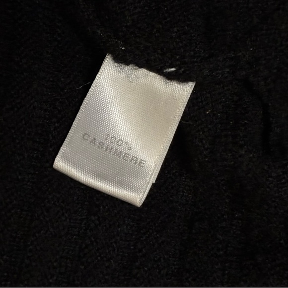 St. John Exclusively for Nordstrom 100% Cashmere  Cardigan Sweater Medium Black - Picture 7 of 10